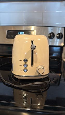 Retro REDMOND 2-Slice Toaster – Cream/Beige