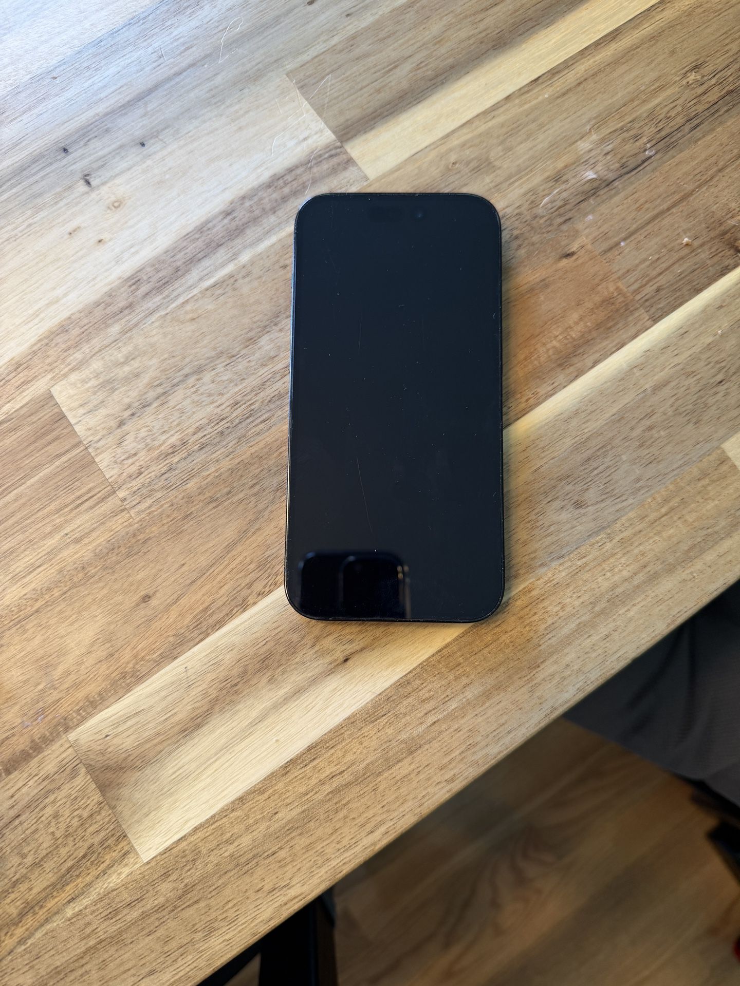 Black iPhone 14 Pro 128GB