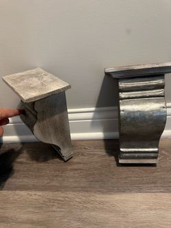 Decorative corbels
