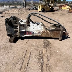 Bretec L30C Hydraulic Breaker