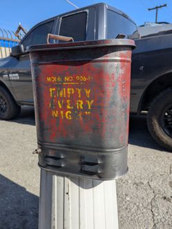 Vintage Eagle Oil Rag Waste Can/ Model 906-FL
