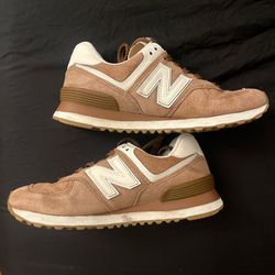 woman’s New Balance Shoes