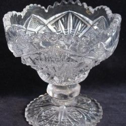 Vintage Crystal bowl. Very good condition. 