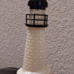 Avon : Vintage Lighthouse Decanter- Collectible

