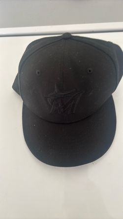 M baseball hat