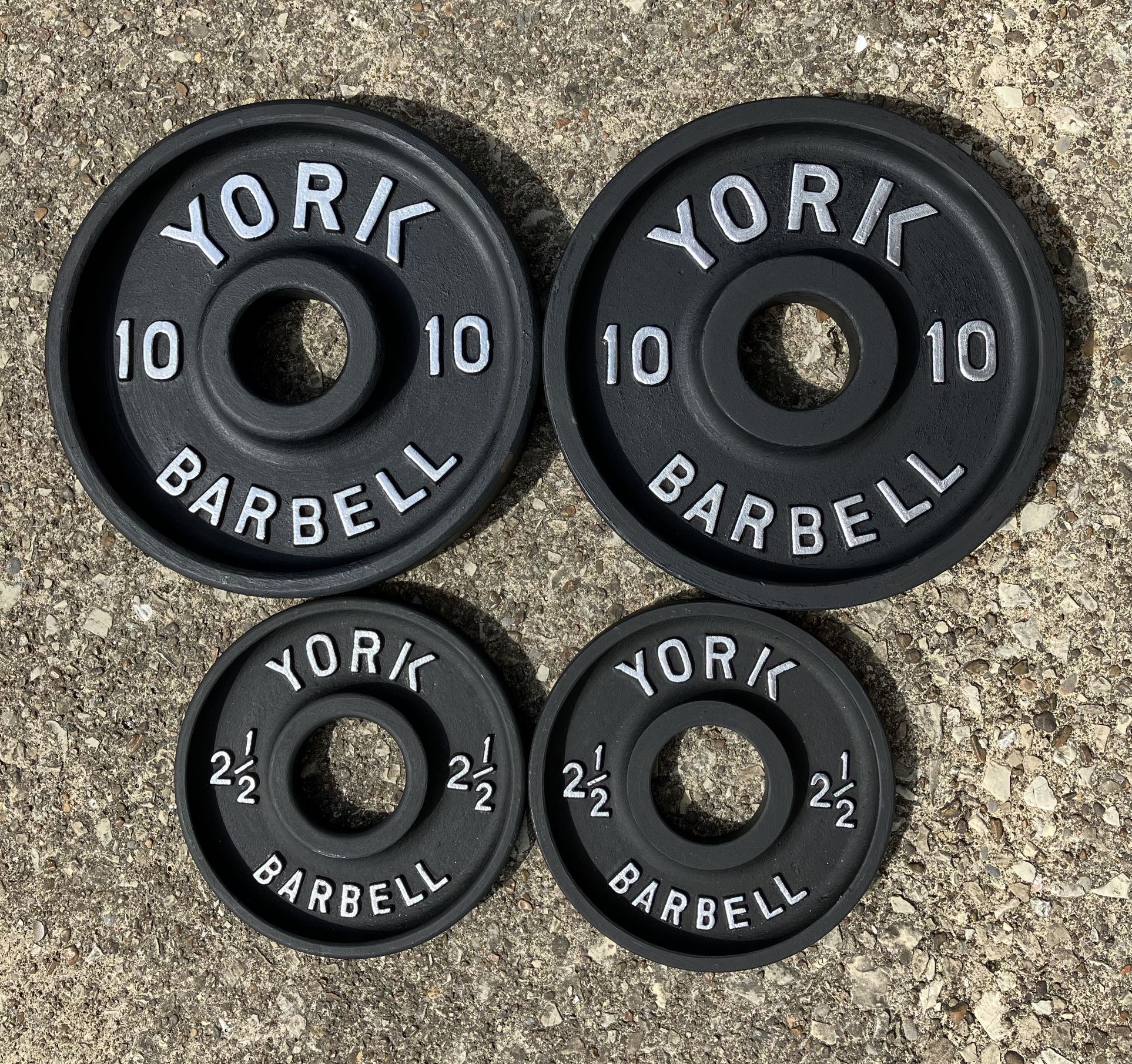 Vintage York 10lb + 2.5lb of Olympic 2” weight plates weights plate for Barbell bar Dumbbell 10 2.5 lb lbs 10lbs 2.5lbs brand