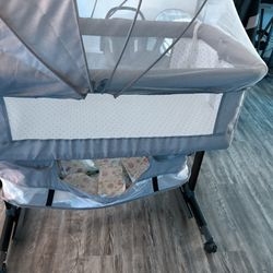 King Bassinet 