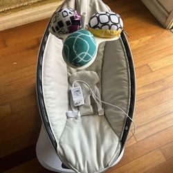 Mamaroo 4moms Baby Swing 