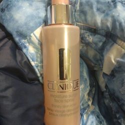 Clinique Moisture Surge Face Spray