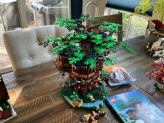 LEGO A-Frame Cabin and Ideas Tree House