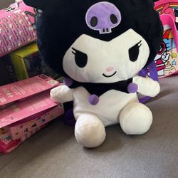 Kuromi plushy backpack
