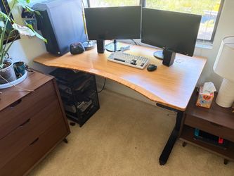 Uplift 60” Standing Desk