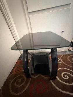 End tables set