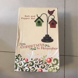 Salt and Pepper Set - A Christmas to Remember Exclusively for Cracker Barrel