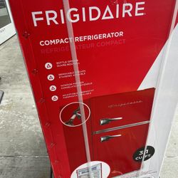 Frigidaire Compact Refrigerator 3.1 Cu Ft