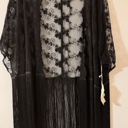 Elegant Black Lace Kimono with Fringes 