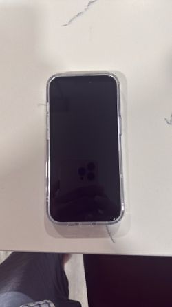 I phone 15 128g.