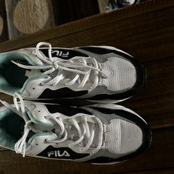 FILA shoes size 8