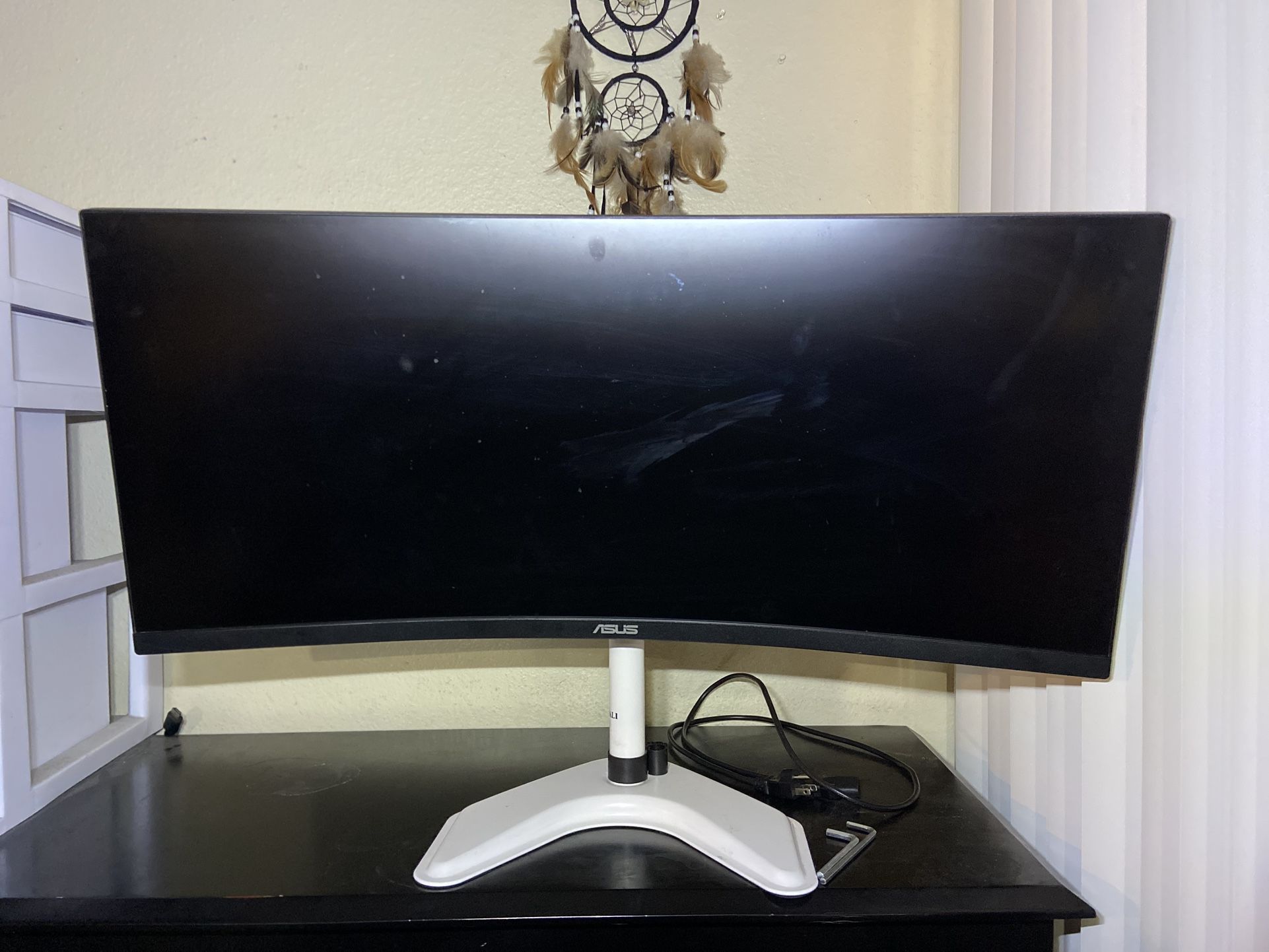 Asus Curved Gaming Monitor 34”