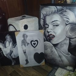 Framed Art Marilyn Monroe 