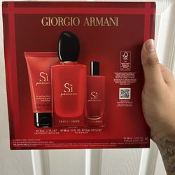 Sì Passione Eau de Parfum Gift Set (for females)