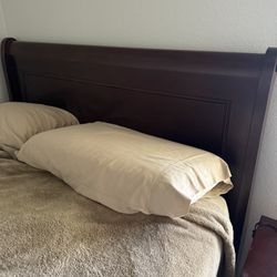 Queen Bed set