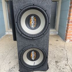 Kicker Subwoofers 