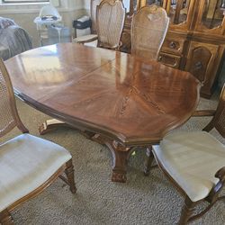 Solid Wood Dining Room Table And 6 Chairs 