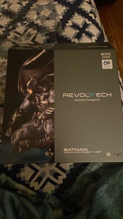Revoltech batman  Arkham Knight