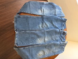 Lot of 4 Wrangler Jeans