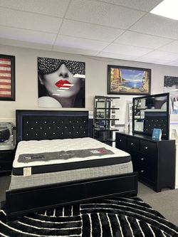 4PC King Bedroom Set