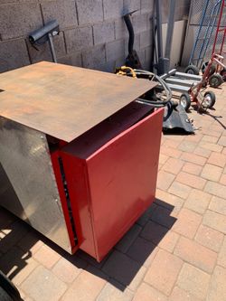Welding table