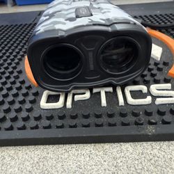 Range Finder 1200 yds rifle shooting