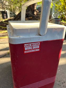 Great condition vintage igloo cooler with union stickers for camping pool backyard