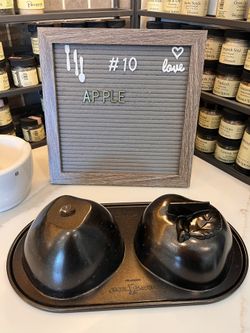 Nordic Ware 3D Apple Cale Pan