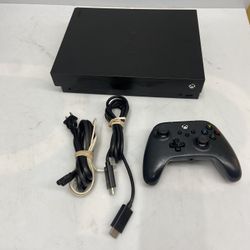 Xbox One X  1TB 