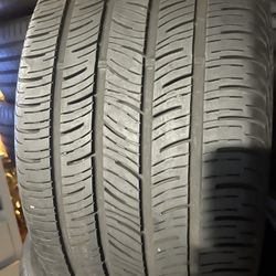 1 llanta 265/35R18 Continental contiproContact