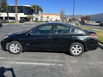 2009 Nissan Altima Hybrid Thumbnail