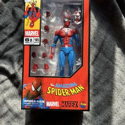 Mafex Classic Spider-man Reissue