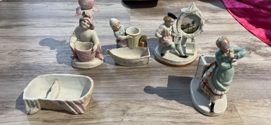 Conta And Boehme 1800s Porcelain Match Striker