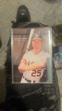 Mark McGwire Oakland A's Rookie Baseball Card