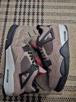 Jordan Retro 4 Taupe Sz 10.5