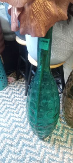 New recycled glass floor vase thick and elegant made in Portugal high quality masterpiece