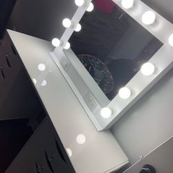 Makeup Vanity
