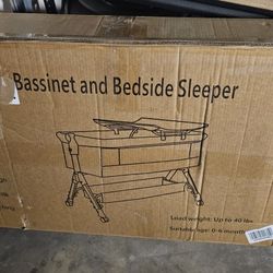Bassinet N Bedside Sleeper 