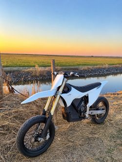Stark varg mx 80hp