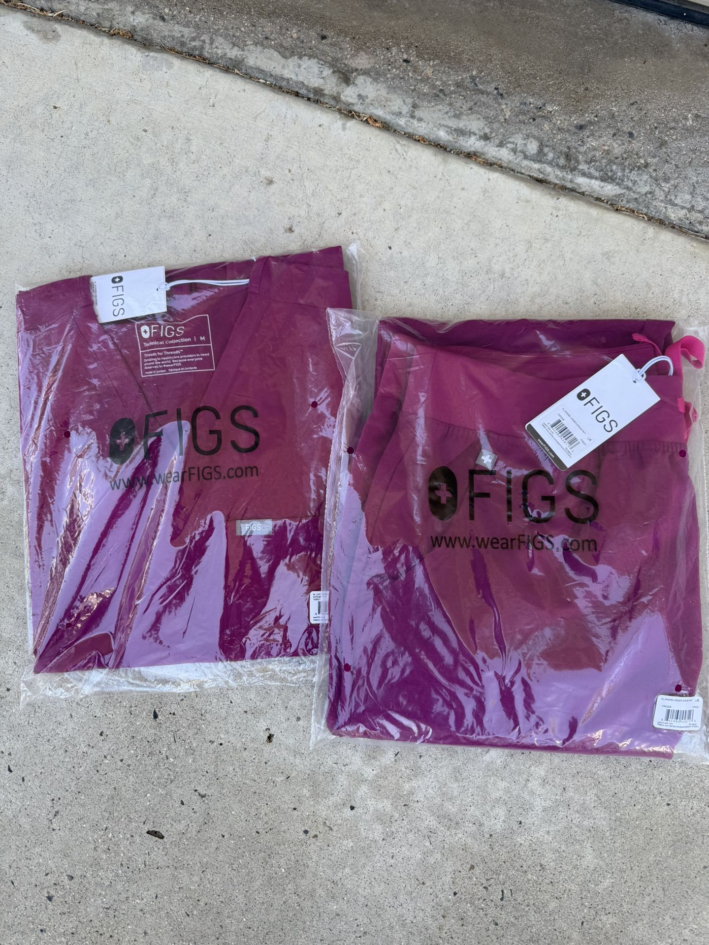 Figs scrub set