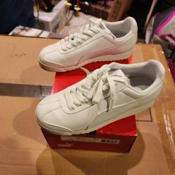 Puma Roma Womens Sneakers Size  7.5