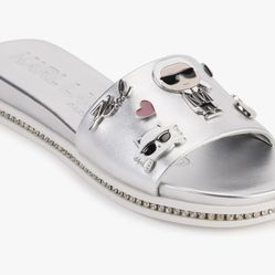 Karl Lagerfeld Jeslyn Cate Pin Slides