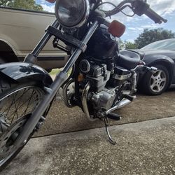 2006 Honda Rebel 